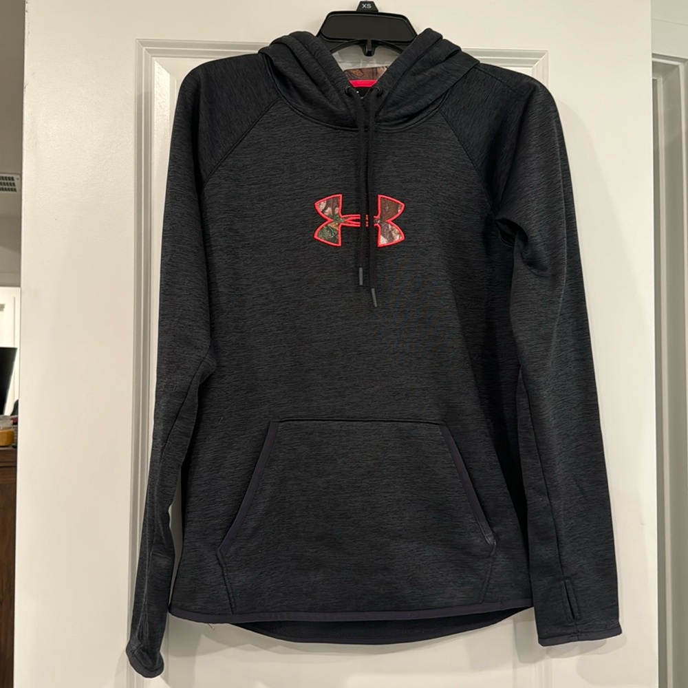Under Amour hoodie